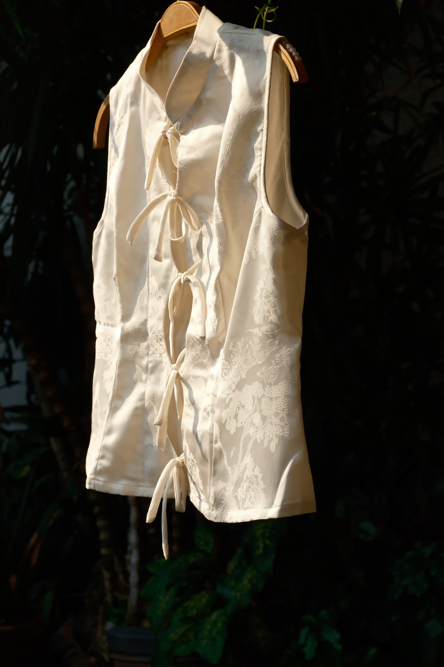 The Annie Top